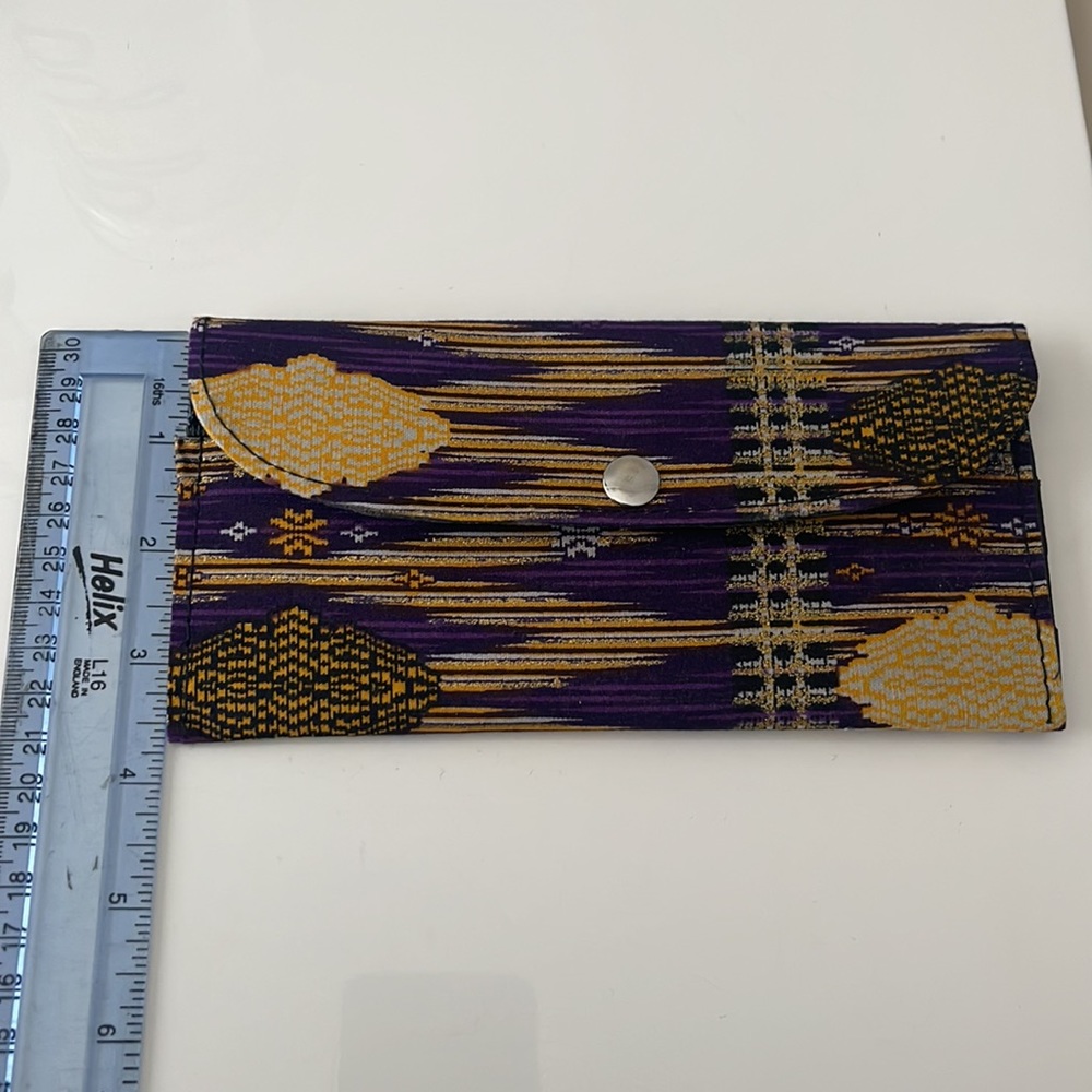 Filipino Wallet - Picture 3 of 6